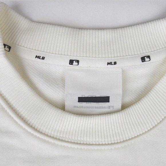 MLB NEW YORK YANKEES IVORY BASIC LOGO SWEATSHIRT - Picture 3 of 7